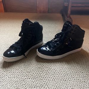 Pastry hip hop shoes size 8